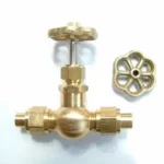 001024L- 1/4" x 40 TPI 180 Deg Globe Valve x 1