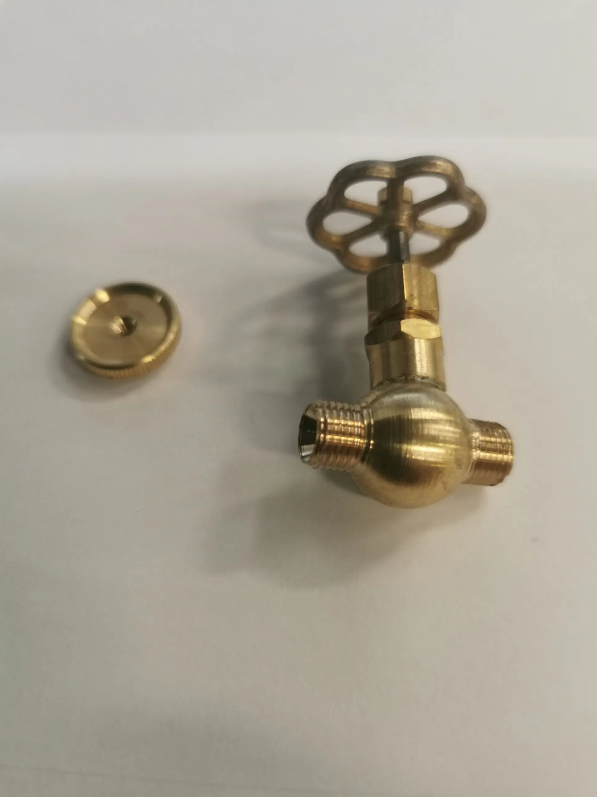 001060l-scaled-1.webp 001060L- 5/16″ x 32 180′ Globe Valve x 1 - Image 1