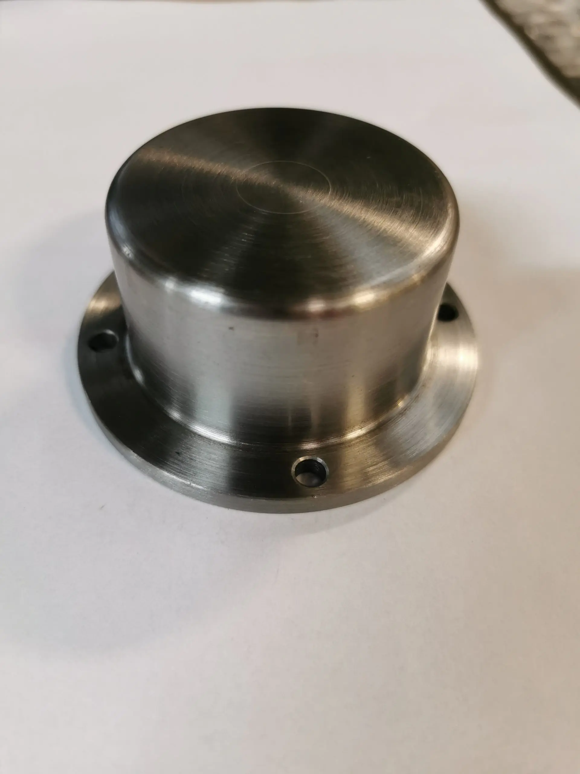 BU40407s-scaled-1.webp BU40407- Rear Hub Cap- Steel x 1 - Image 1