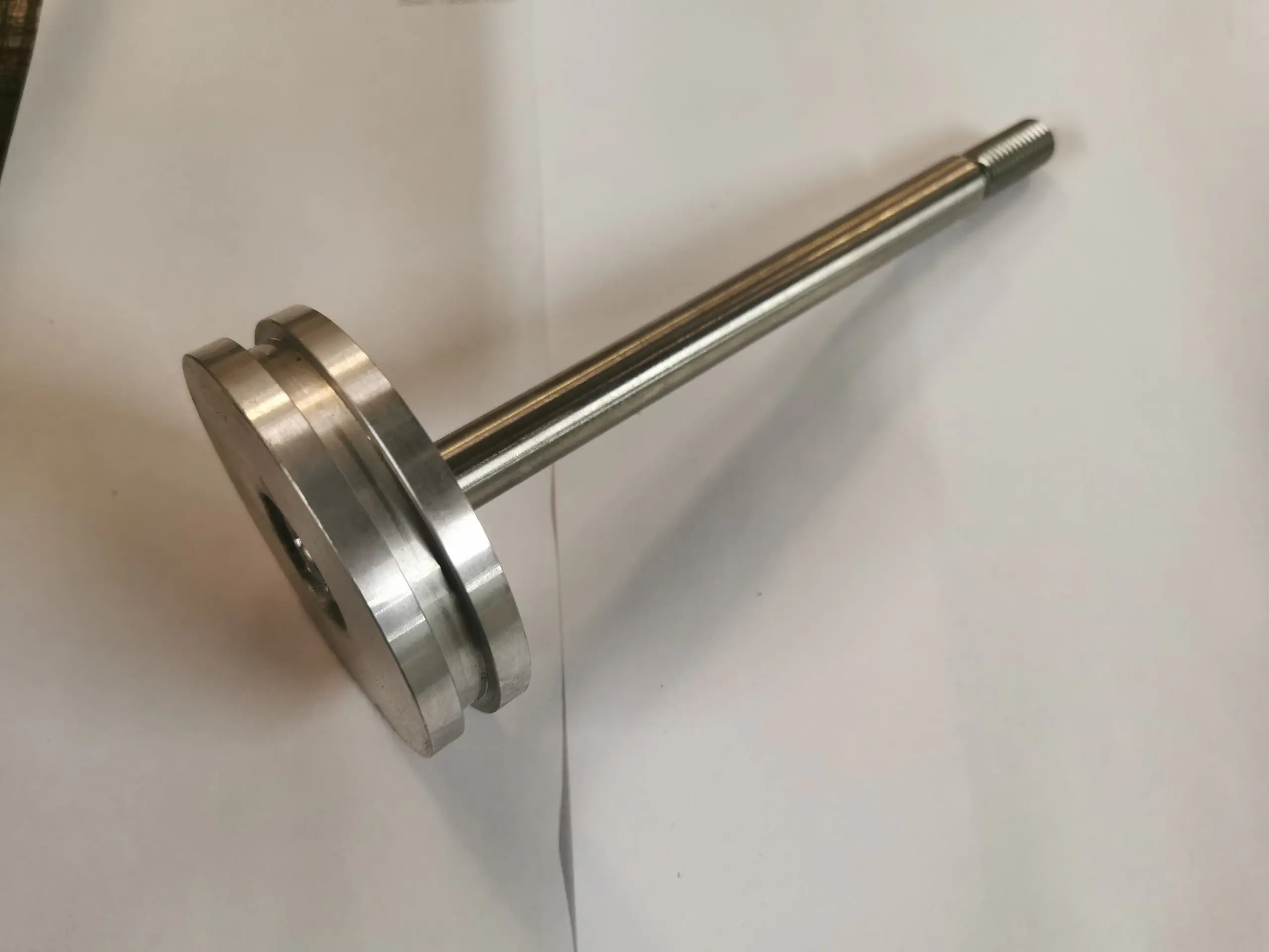 BU41104-scaled-1.webp BU41104/05- Piston Rod Assembly x 1 - Image 1